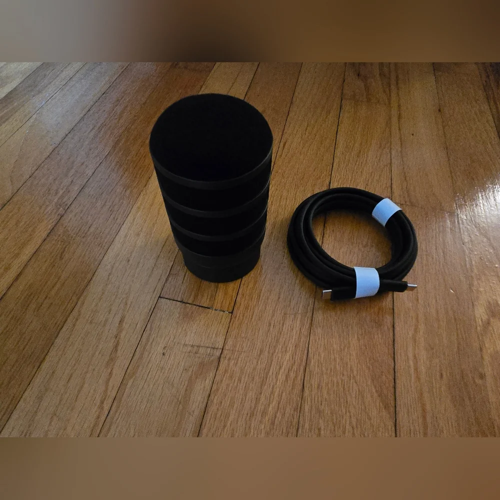 Rode Black Microphone Pop Cover And USB To USB Cord